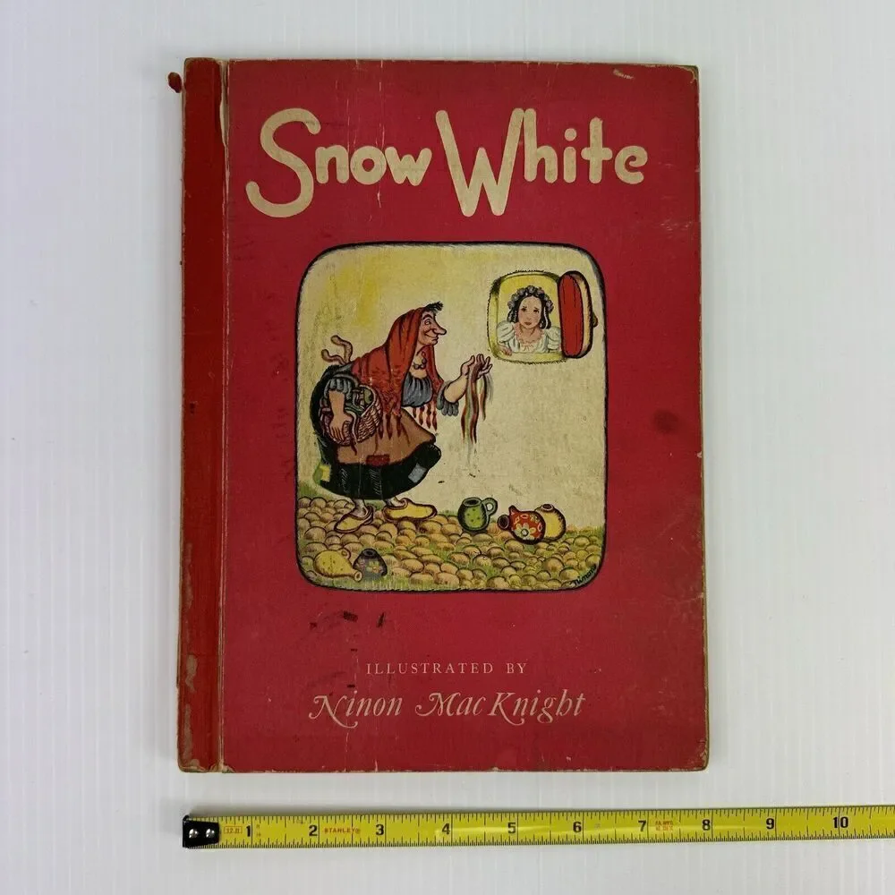 1946 Walt Disney Snow White Book Ninon MacKnight Vintage Hardcover Classic